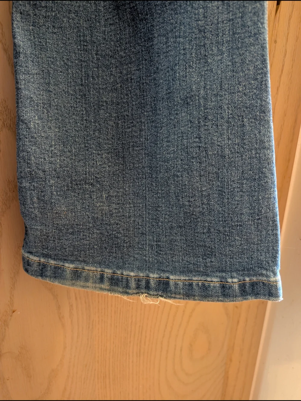 GAP Blue Flare Jeans with Front Patch Pockets - Picture 7 of 7